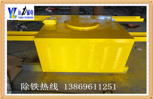 風(fēng)冷式電磁除鐵器供應(yīng) 風(fēng)冷式電磁除鐵器供應(yīng)