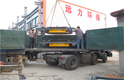 永磁自卸除鐵器，內蒙古永磁自卸式除鐵器rcyd-8_內蒙古永磁自卸式除鐵器rcyd-8批發(fā)價格_使用說明書原理型號價格