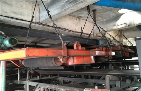 自冷帶式電磁除鐵器，吉林自冷帶式電磁除鐵器_規(guī)格型號(hào)_吉林自冷帶式電磁除鐵器安裝效果適用范圍的工作原理